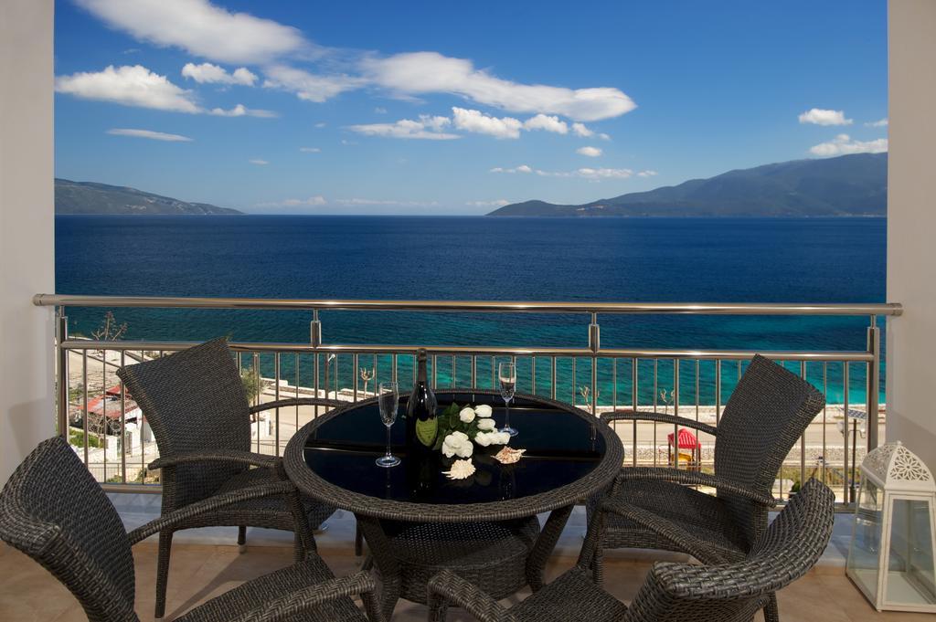Odyssey Hotel & Spa Agia Efimia Luaran gambar