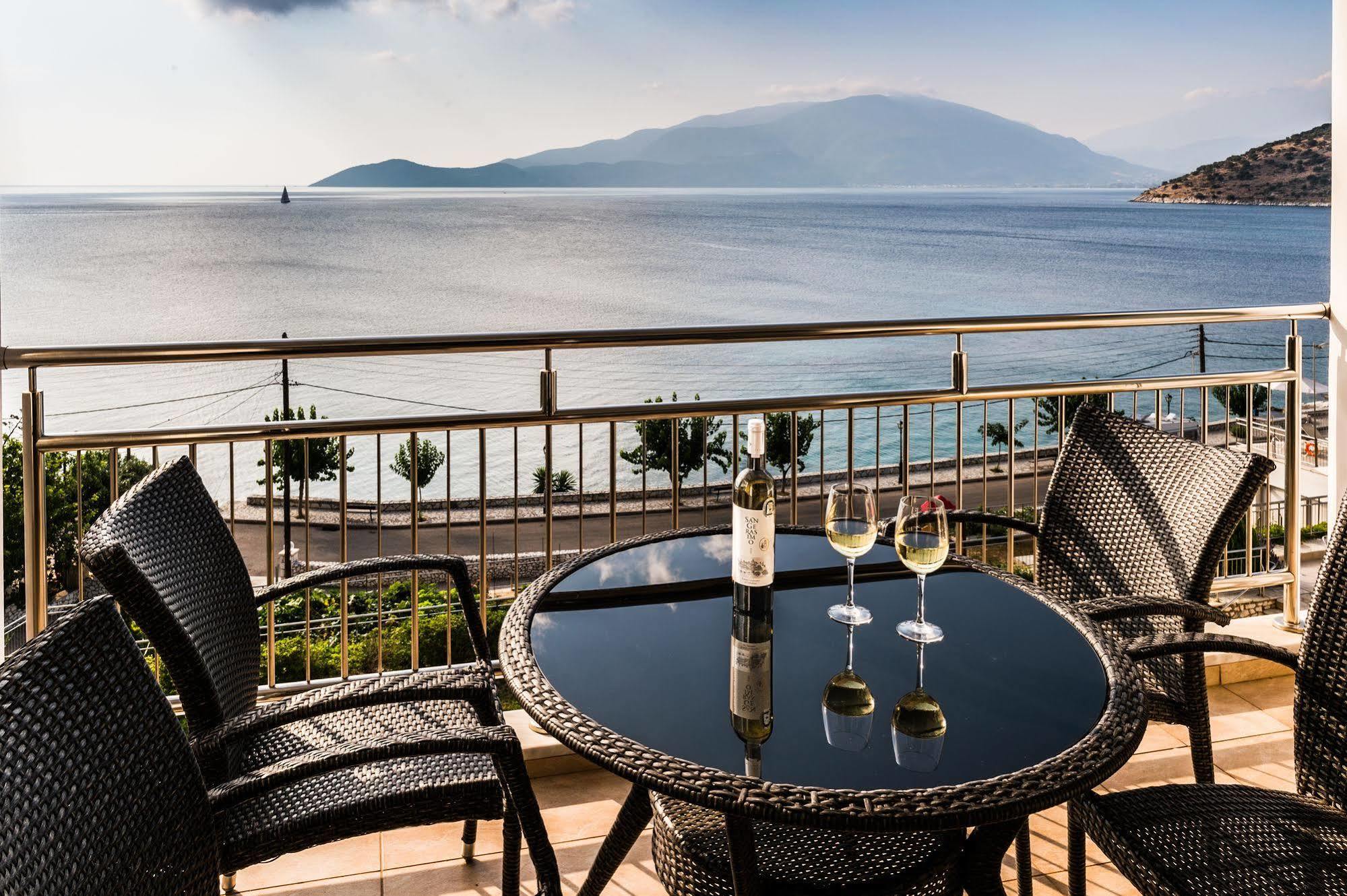 Odyssey Hotel & Spa Agia Efimia Luaran gambar